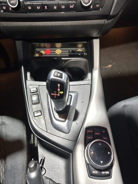 BMW SERIE 1 118D 143CV FINITION BUSINESS - BOITE AUTOMATIQUE . 118DA 143CH BUSINESS 2014