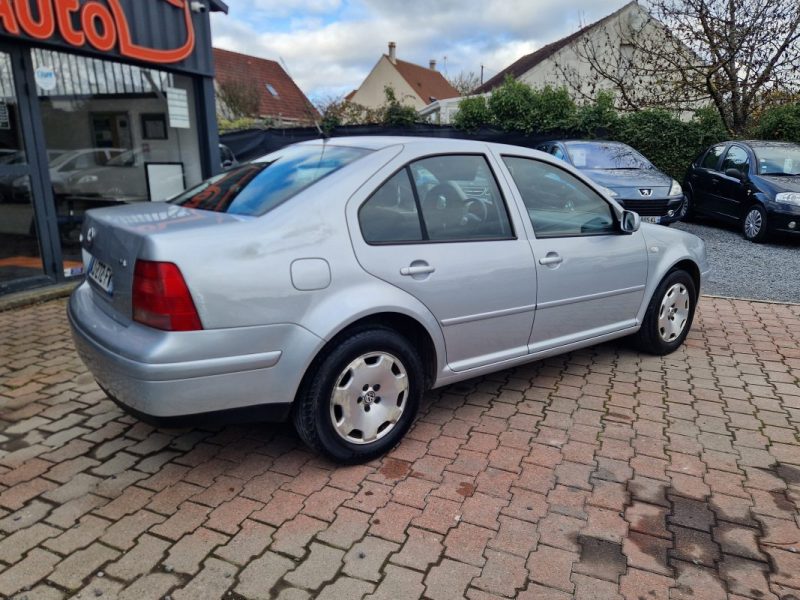 VOLKSWAGEN BORA  1.6L 105CV *PACIFIC* GARANTIE REVISEE 