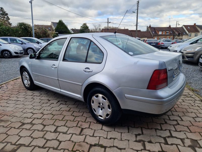 VOLKSWAGEN BORA  1.6L 105CV *PACIFIC* GARANTIE REVISEE 
