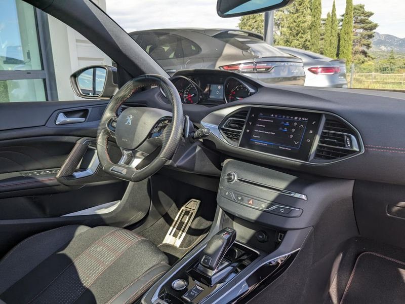 Peugeot 308 1.2i PureTech 12V S&S - 130 BV EAT8 II 2013 BERLINE GT Line