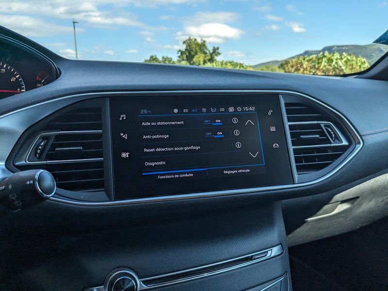 Peugeot 308 1.2i PureTech 12V S&S - 130 BV EAT8 II 2013 BERLINE GT Line