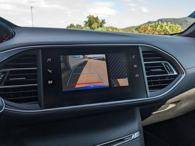 Peugeot 308 1.2i PureTech 12V S&S - 130 BV EAT8 II 2013 BERLINE GT Line