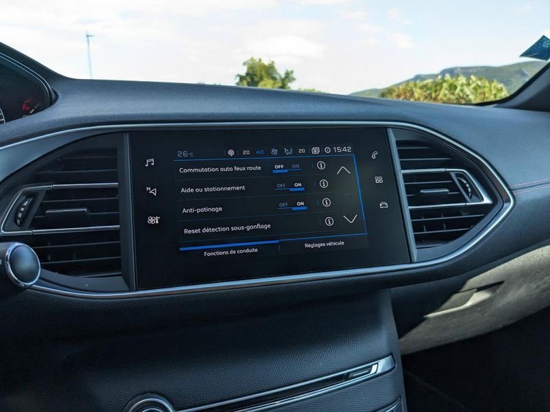 Peugeot 308 1.2i PureTech 12V S&S - 130 BV EAT8 II 2013 BERLINE GT Line