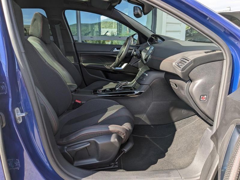 Peugeot 308 1.2i PureTech 12V S&S - 130 BV EAT8 II 2013 BERLINE GT Line