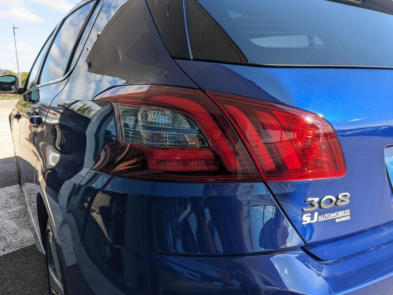 Peugeot 308 1.2i PureTech 12V S&S - 130 BV EAT8 II 2013 BERLINE GT Line