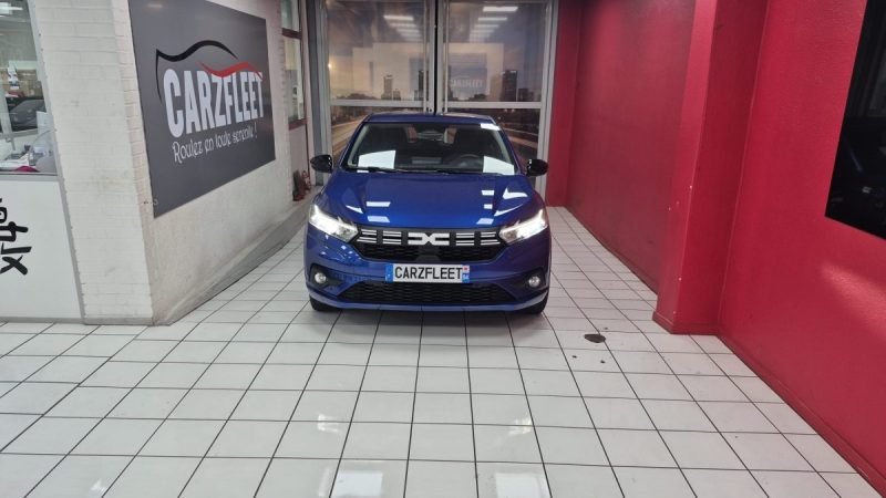 DACIA SANDERO 1.0 TCE 90cv JOURNEY/1 ERE MAIN/EXPORT ALGERIE TUNISIE  11900E HT