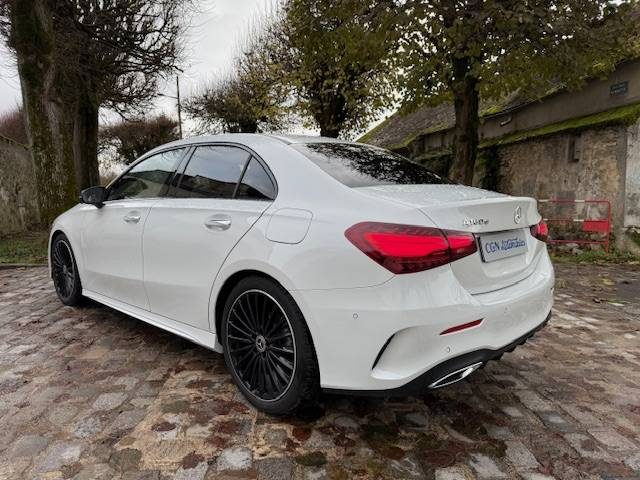 MERCEDES CLASSE A  180 D 116CH AMG LINE 8G-DCT / FULL OPTIONS  / 1ERE MAIN 