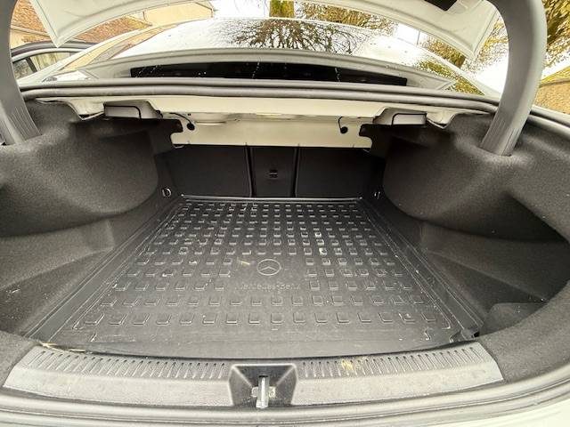 MERCEDES CLASSE A  180 D 116CH AMG LINE 8G-DCT / FULL OPTIONS  / 1ERE MAIN 