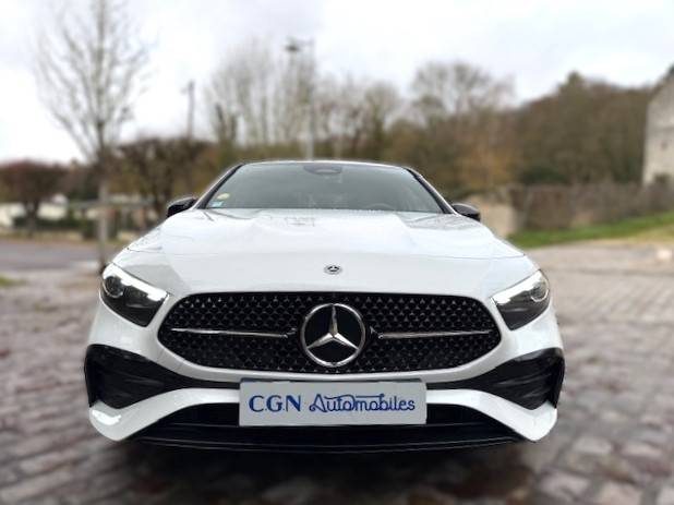 MERCEDES CLASSE A  180 D 116CH AMG LINE 8G-DCT / FULL OPTIONS  / 1ERE MAIN 