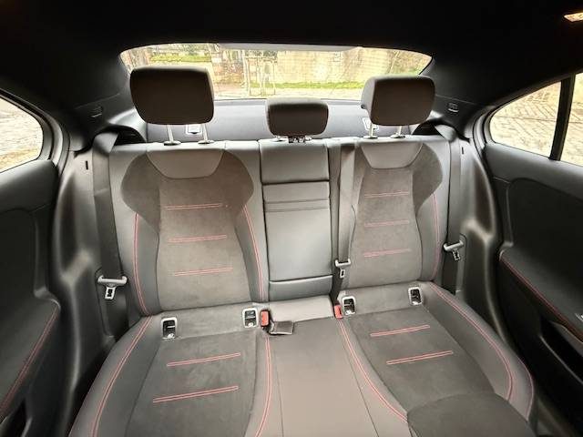 MERCEDES CLASSE A  180 D 116CH AMG LINE 8G-DCT / FULL OPTIONS  / 1ERE MAIN 