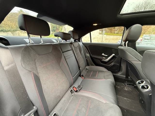 MERCEDES CLASSE A  180 D 116CH AMG LINE 8G-DCT / FULL OPTIONS  / 1ERE MAIN 