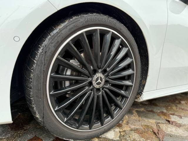 MERCEDES CLASSE A  180 D 116CH AMG LINE 8G-DCT / FULL OPTIONS  / 1ERE MAIN 