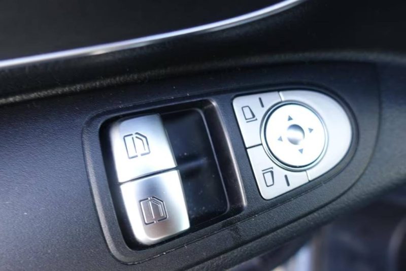 MERCEDES VITO 116 CDI TOURER 4X4 LANG R1801