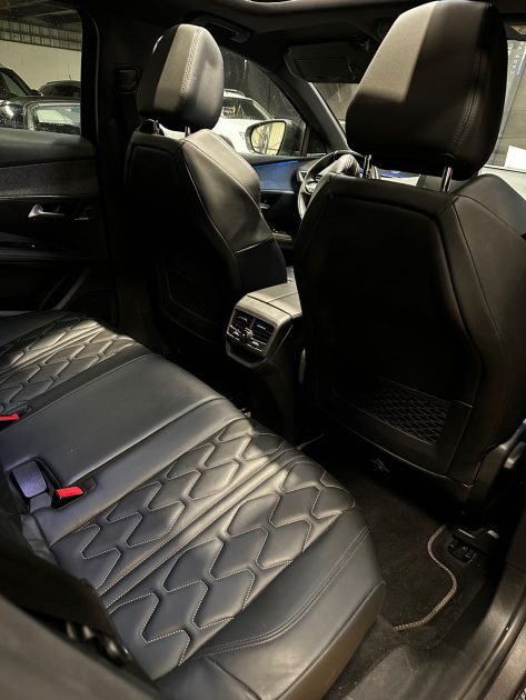 MAGNIFIQUE PEUGEOT 3008 GT LINE 1.6 180 CH (SUIVI D’ENTRETIEN PEUGEOT, SONO FOCAL, TOIT OUVRANT,