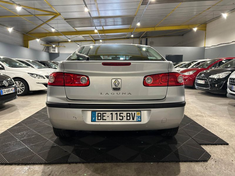 RENAULT LAGUNA 1.6I 16V 109CH