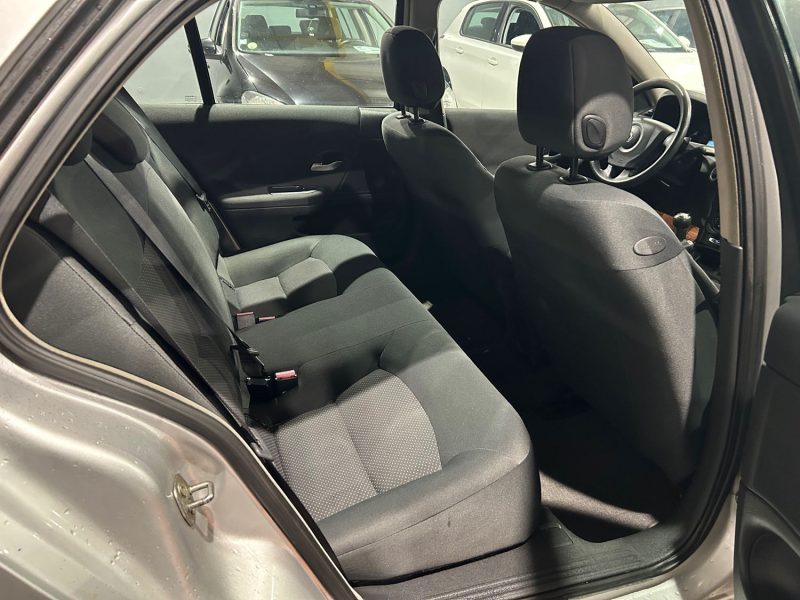 RENAULT LAGUNA 1.6I 16V 109CH