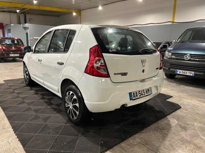 DACIA SANDERO 1.4 MPI 75CH