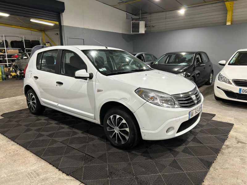 DACIA SANDERO 1.4 MPI 75CH