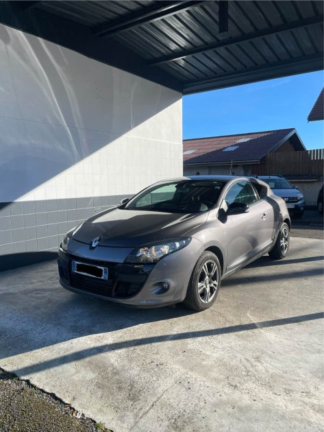 RENAULT MEGANE III coupé 1.4 TCe 130ch 