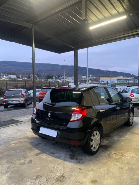 RENAULT CLIO 1.5 DCI PHASE 2 TOMTOM 