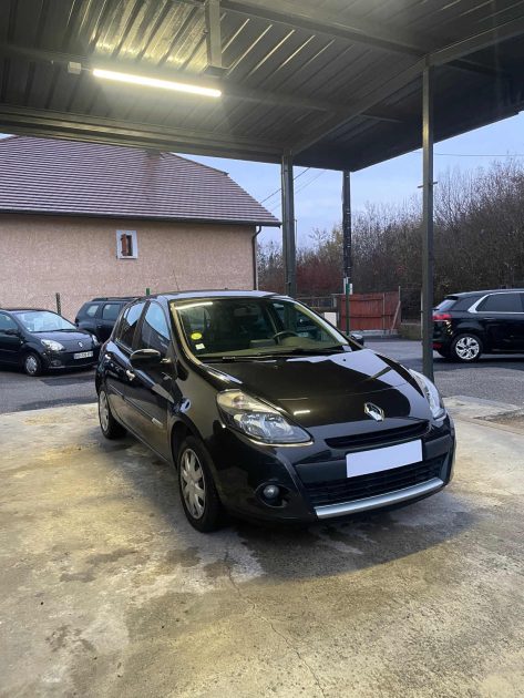 RENAULT CLIO 1.5 DCI PHASE 2 TOMTOM 