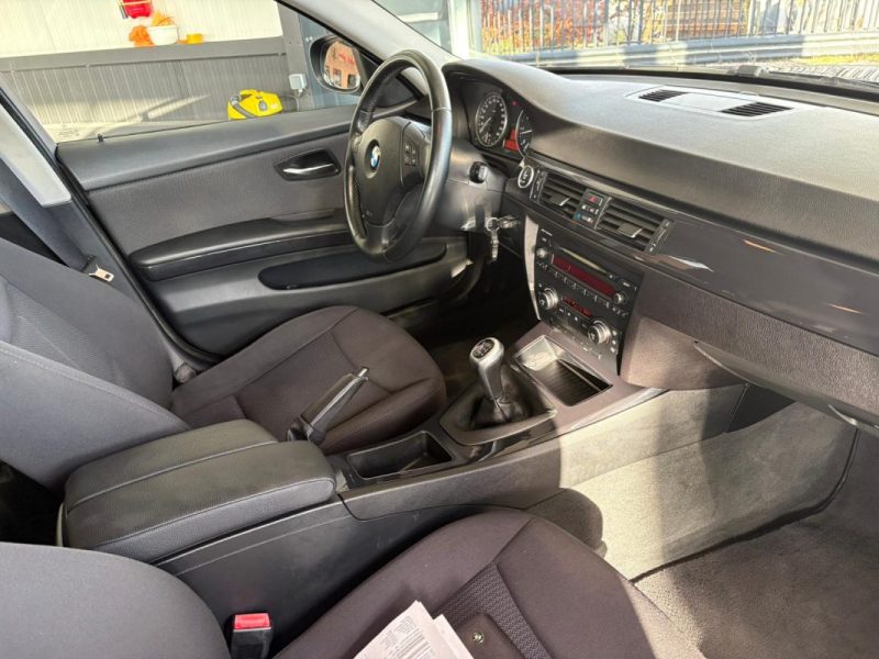 BMW Série 3 318i 2.0i 143ch Finition Édition 📋 Reprise 🔄 Garantie 🛡️