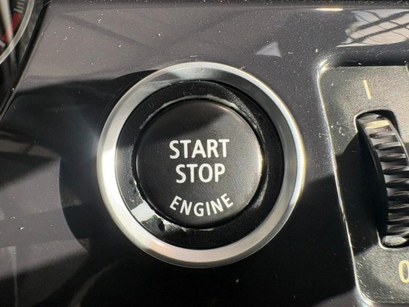 BMW Série 3 318i 2.0i 143ch Finition Édition 📋 Reprise 🔄 Garantie 🛡️