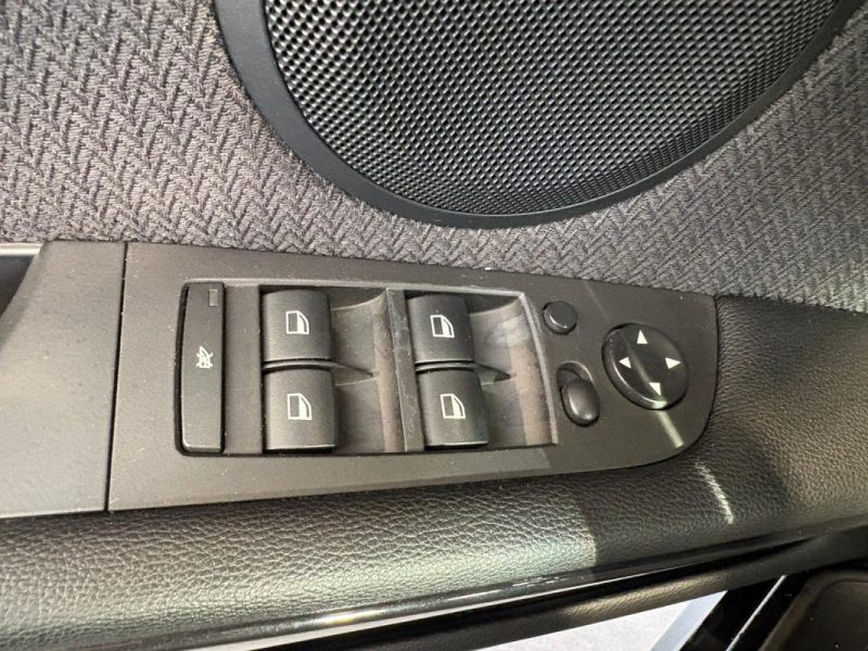 BMW Série 3 318i 2.0i 143ch Finition Édition 📋 Reprise 🔄 Garantie 🛡️