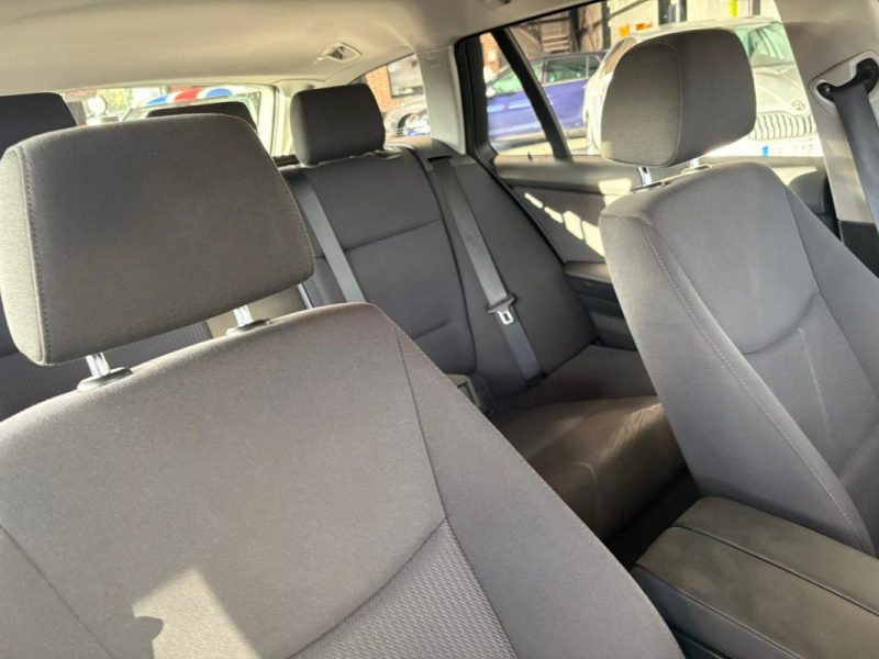 BMW Série 3 318i 2.0i 143ch Finition Édition 📋 Reprise 🔄 Garantie 🛡️