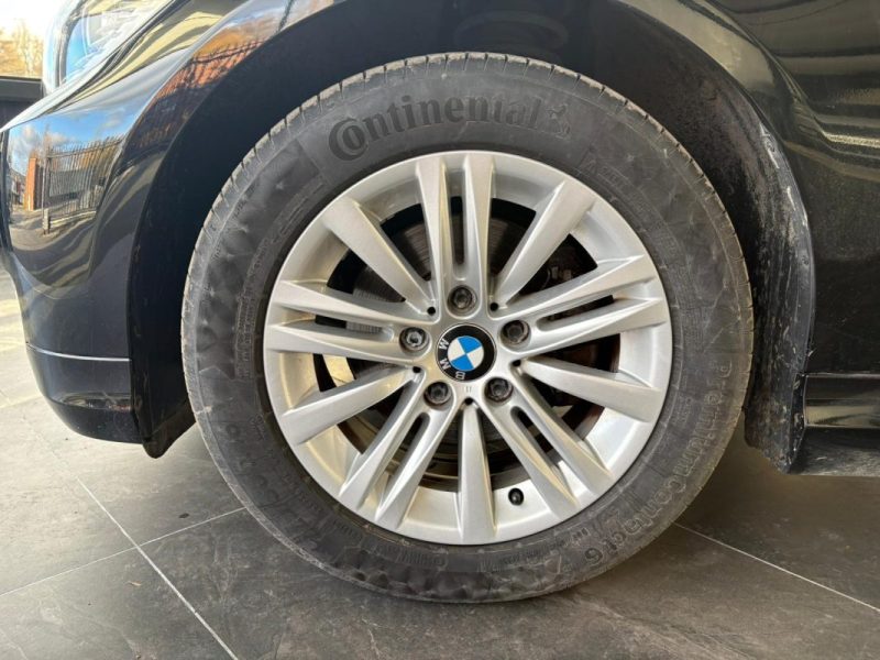 BMW Série 3 318i 2.0i 143ch Finition Édition 📋 Reprise 🔄 Garantie 🛡️