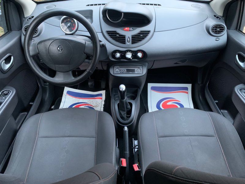 RENAULT TWINGO II 1.5 DCI 65 AUTHENTIQUE 2008