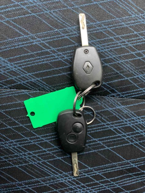 RENAULT CLIO III AUTHENTIQUE 1.2 16V 2008