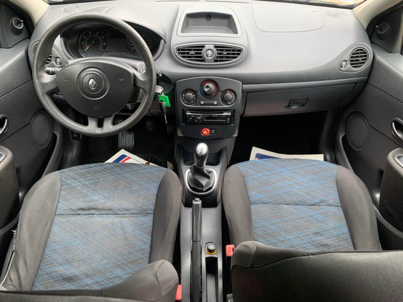 RENAULT CLIO III AUTHENTIQUE 1.2 16V 2008