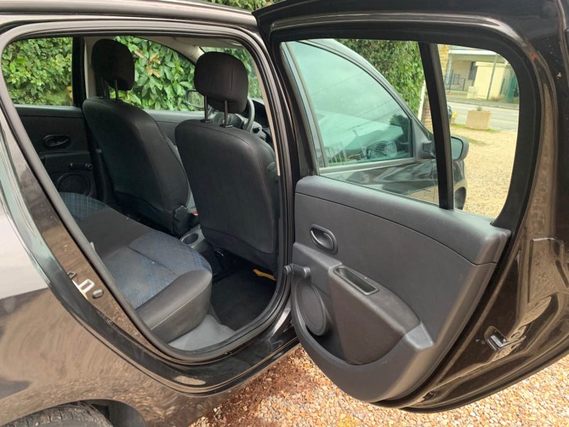 RENAULT CLIO III AUTHENTIQUE 1.2 16V 2008