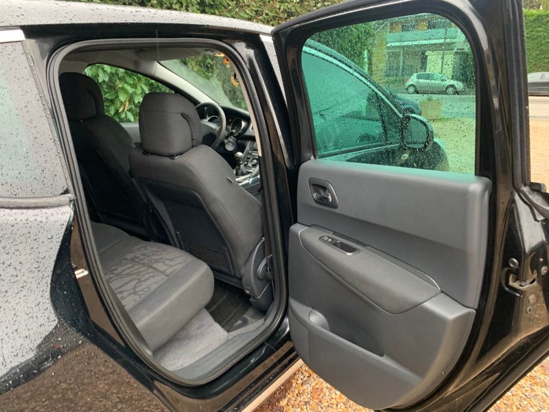 PEUGEOT 3008 1.6 HDI112 FAP BUSINESS PACK 2012