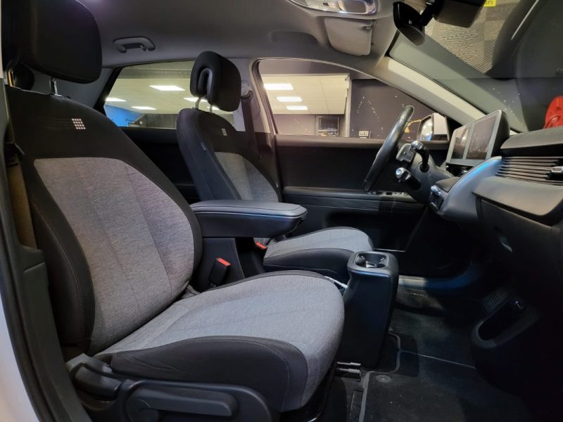 HYUNDAI IONIQ5 77 kWh - 229ch INTUITIVE / SIEGES ET VOLANT CHAUFFANTS / VIRTUAL COCKPIT