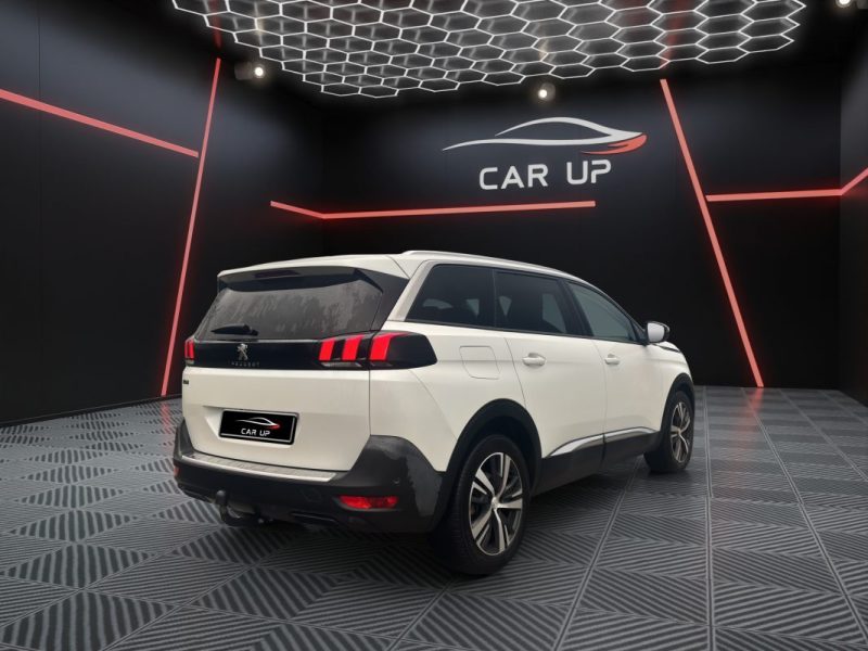 PEUGEOT 5008 1.5 BlueHDI 130 cv Allure 