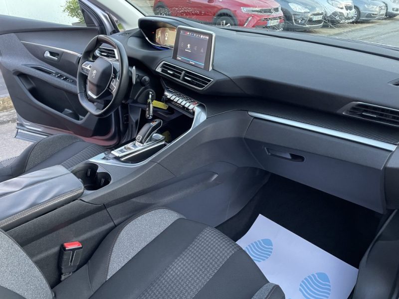 PEUGEOT 5008 II 1.6 BLUEHDI 120CH ALLURE  EAT6 7 PLACES GARANTIE 3/12 MOIS 2017