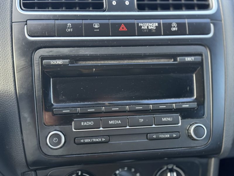 Volkswagen 1.6 TDI 90 BlueMotion Confortline – Jantes Alu – Clim – Révisée & Garantie 6 mois. 