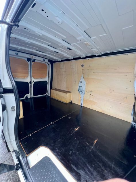 RENAULT TRAFIC 3  FGN L2H1 1300 KG DCI 120 GRAND CONFORT 2021