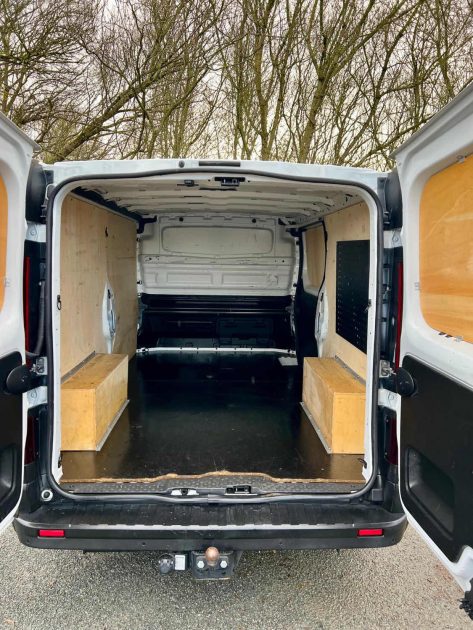 RENAULT TRAFIC 3  FGN L2H1 1300 KG DCI 120 GRAND CONFORT 2021