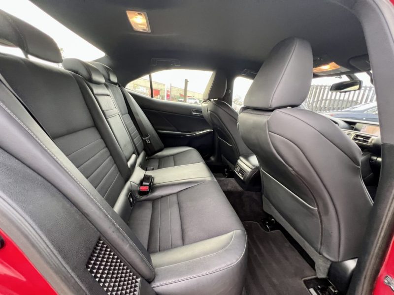 LEXUS IS 300H 2.5 223cv F-SPORT 07/2013