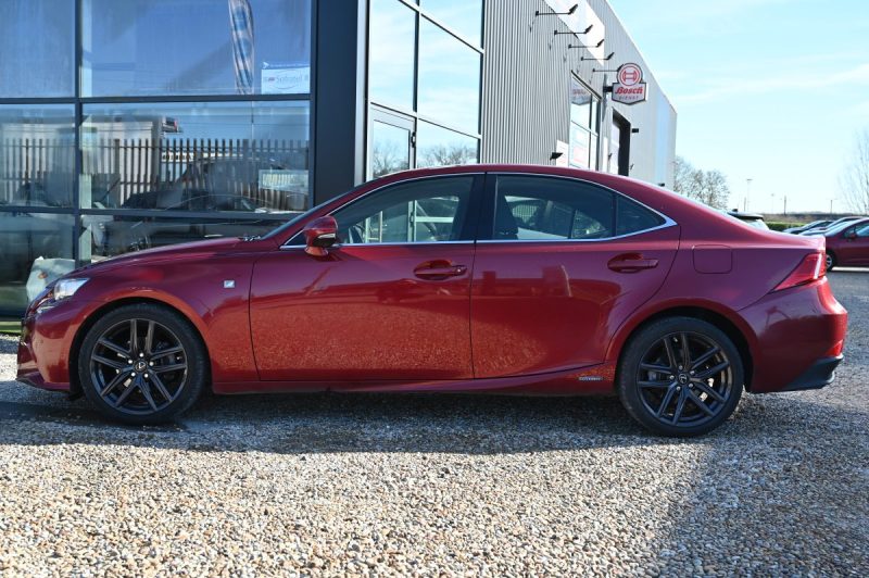 LEXUS IS 300H 2.5 223cv F-SPORT 07/2013