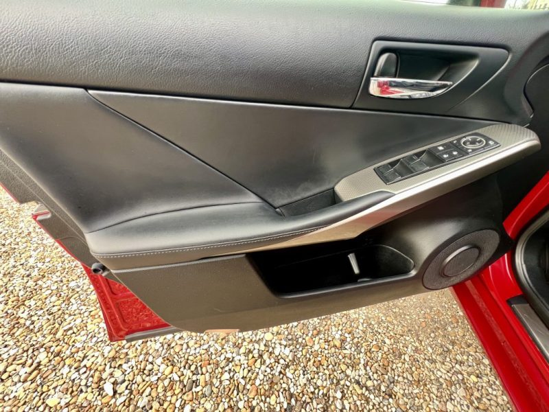 LEXUS IS 300H 2.5 223cv F-SPORT 07/2013