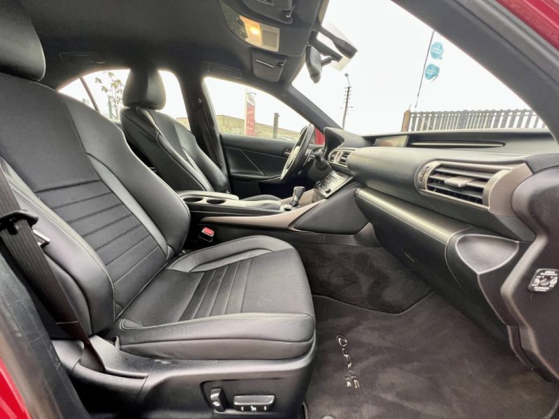 LEXUS IS 300H 2.5 223cv F-SPORT 07/2013