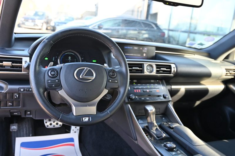 LEXUS IS 300H 2.5 223cv F-SPORT 07/2013