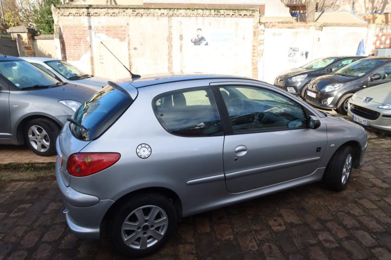 PEUGEOT 206 JBL1.4E 2007
