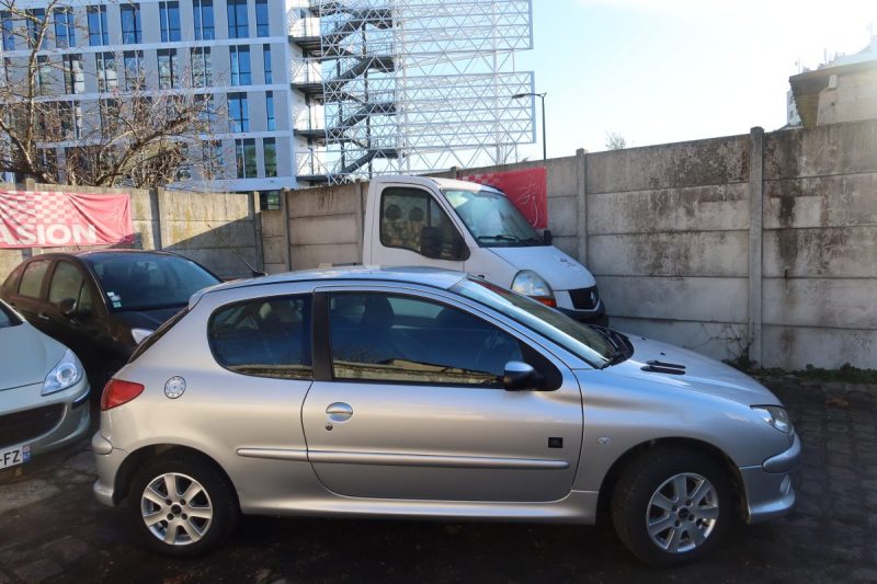 PEUGEOT 206 JBL1.4E 2007