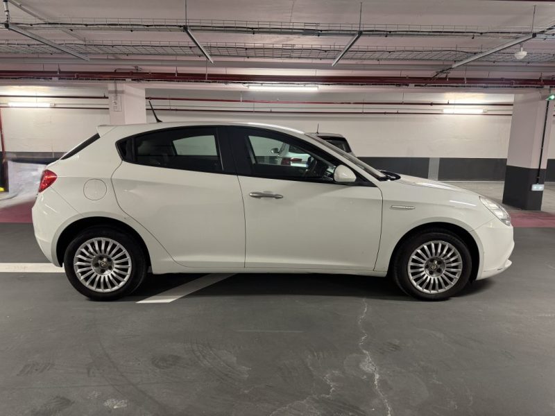 ALFA ROMEO GIULIETTA 1.6 JTDM 105 SUPER 2010
