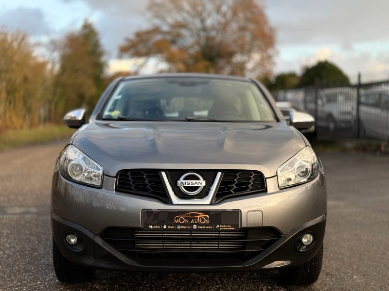 NISSAN QASHQAI 1.5 dCi 110ch Tekna – Attelage – Radar AR – Clim Auto – Révisé & Garantie 6 mois.